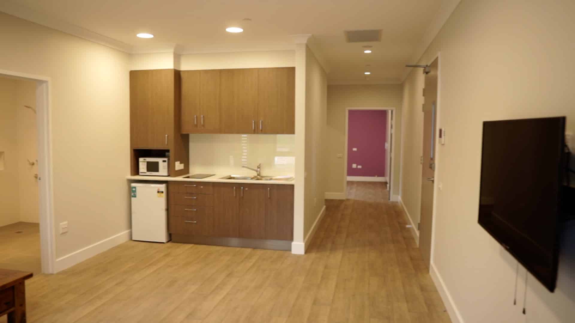Supported-independent-living_Lambton-2-20311_image-8.jpg