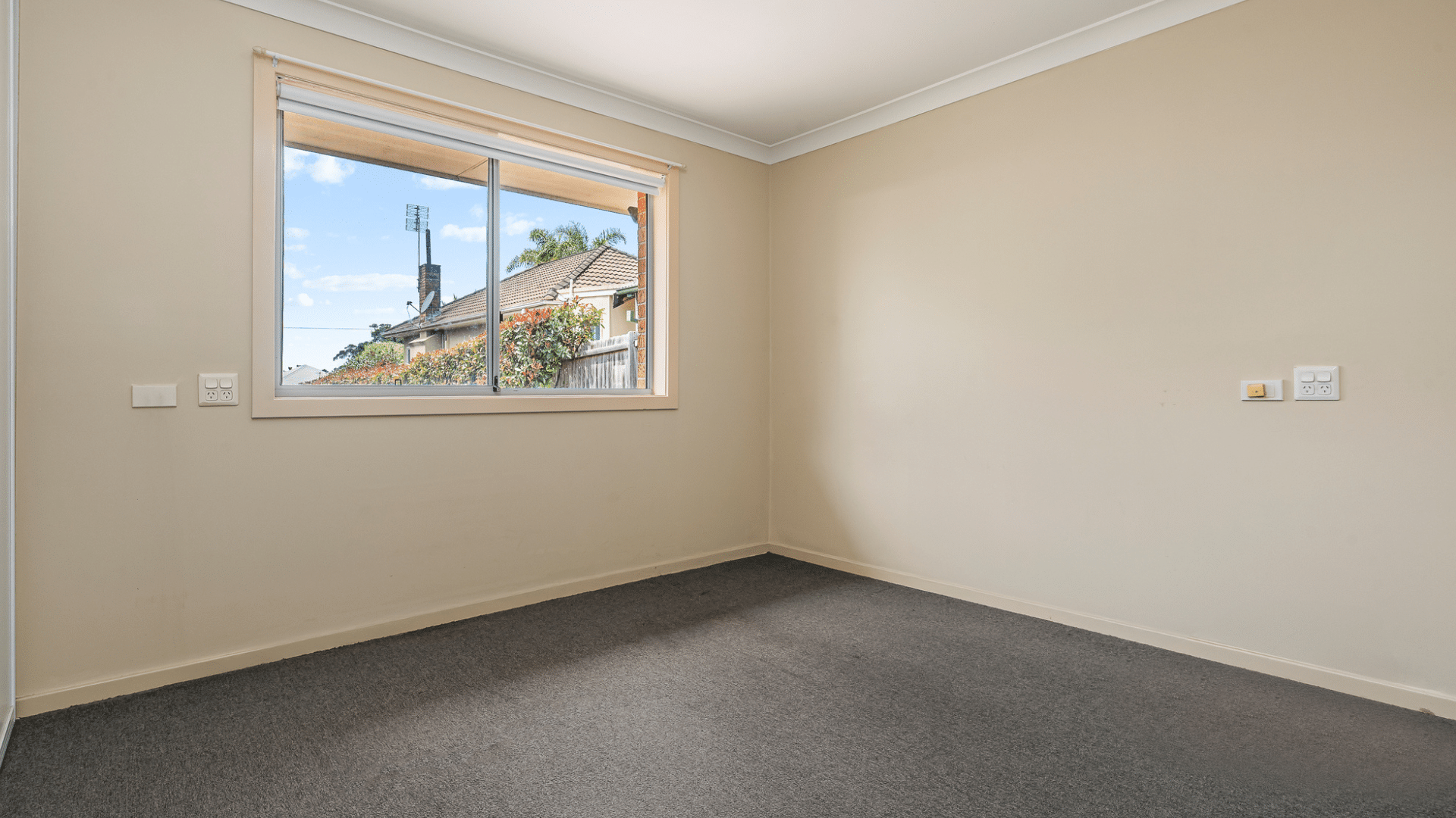 Narraweena (11193)_Bedroom