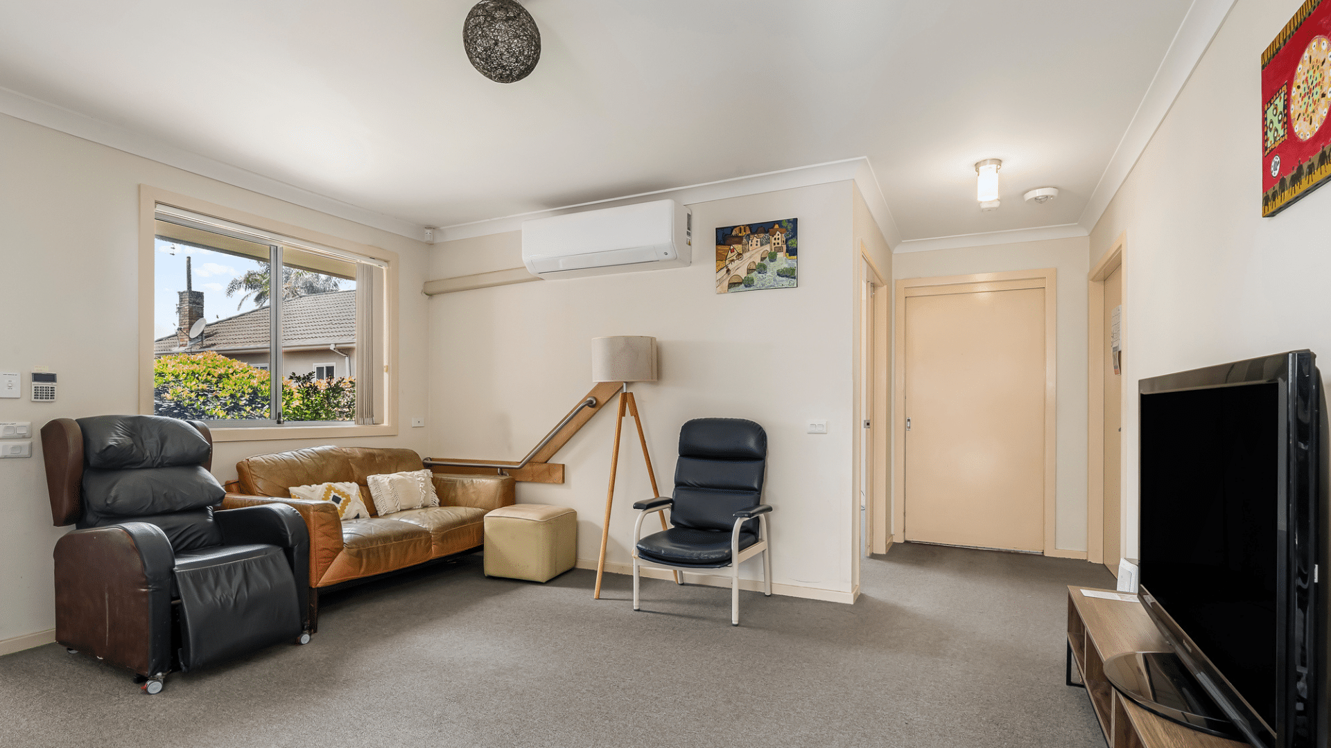 Narraweena (11193)_Living