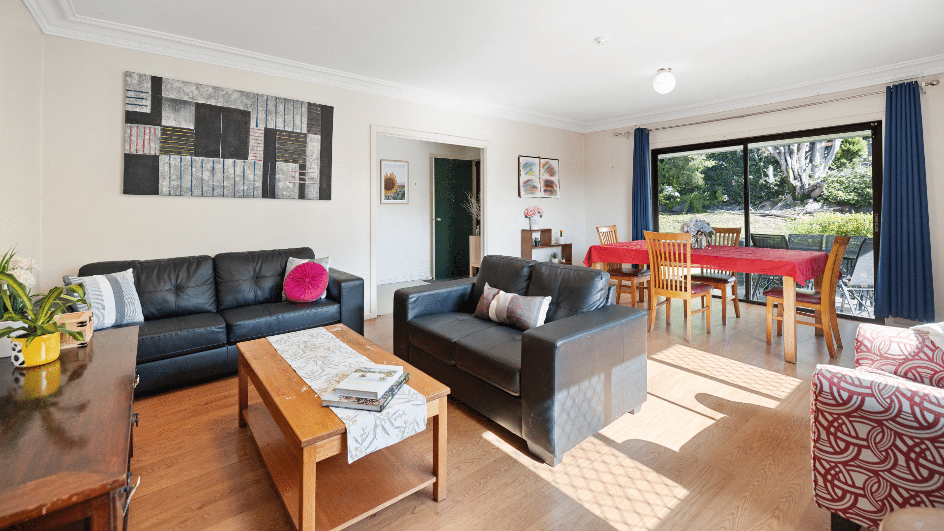 Normanhurst 3 (16089)_Living