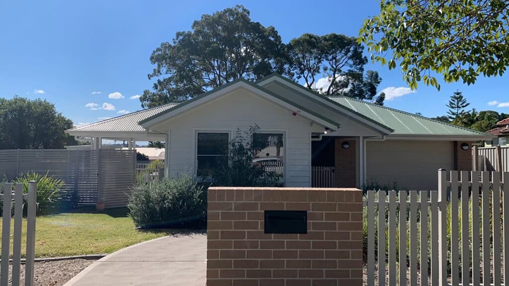 Front view of Cardiff 1 home