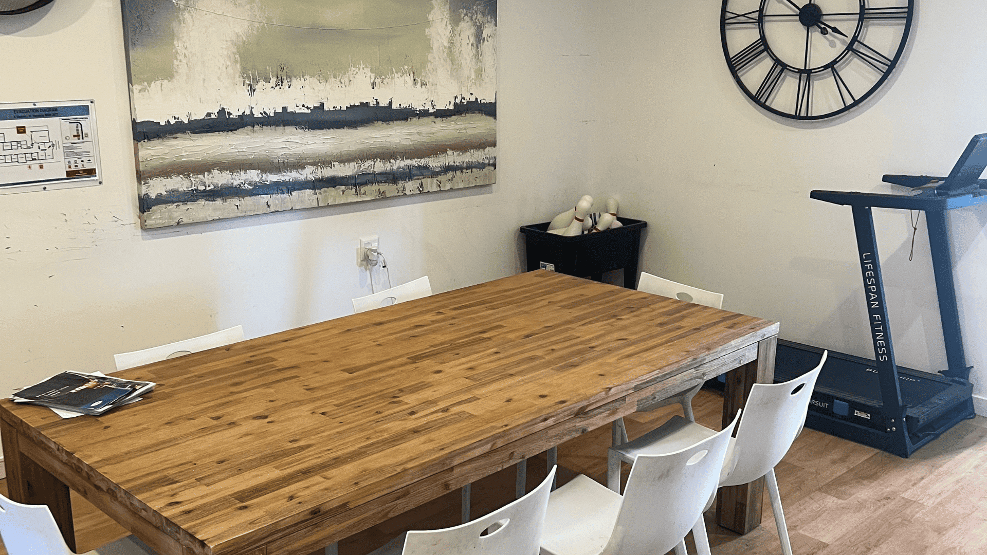 Hornsby 1 (16080)_Dining_1920x1080px