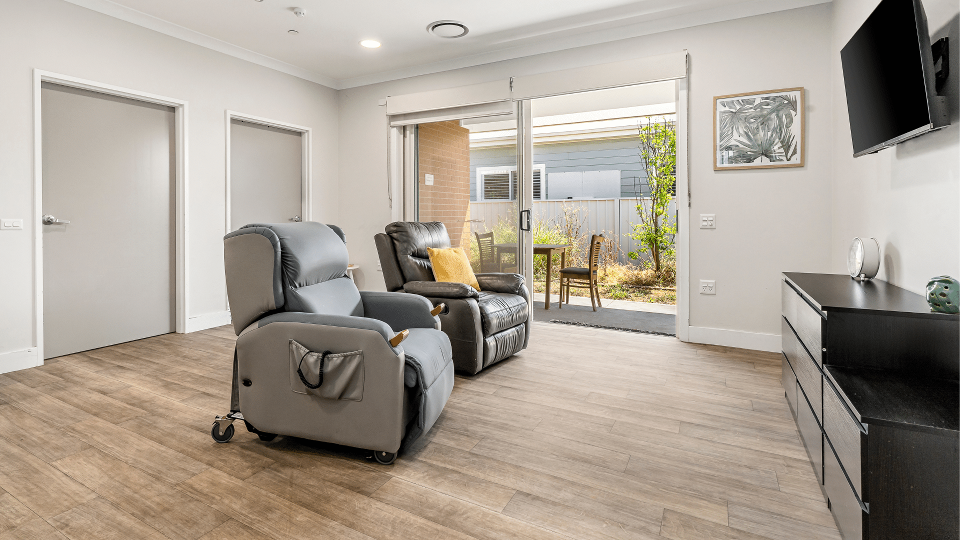 Supported independent living_Stockton (20332)_UnitLiving