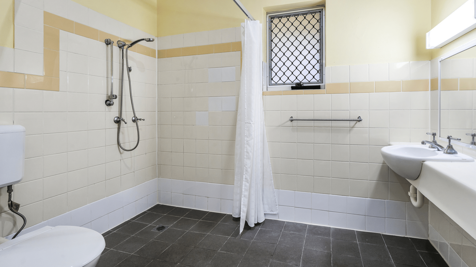 Wellington_Bathroom