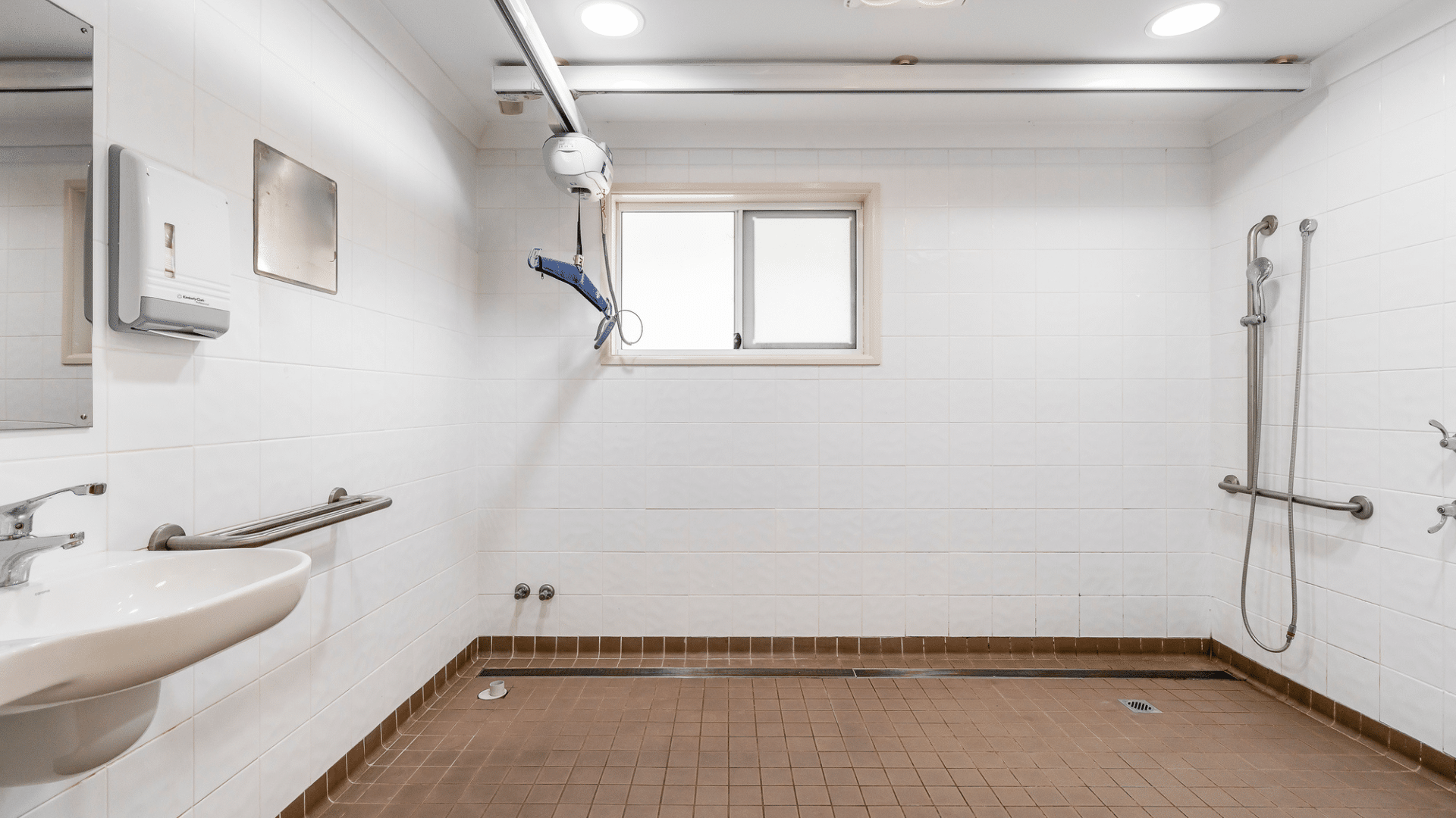 Belrose (16106)_Bathroom